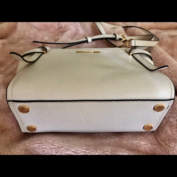 Perfect condition barely used authentic Leather - Picture 3 of 4